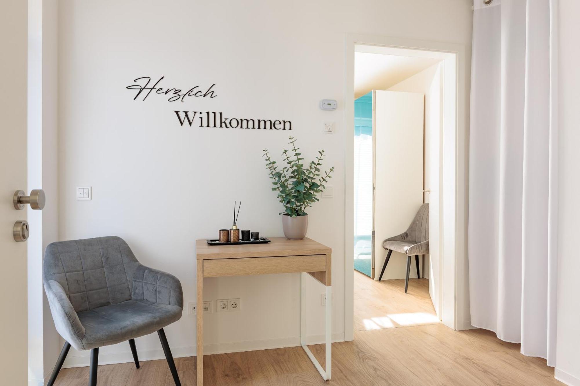 Zum Wohlfuehlen Mit Terrasse Und Garten *